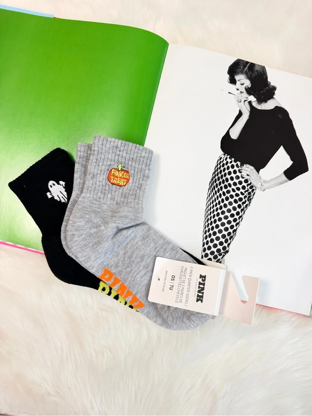PINK Victoria's Secret Gray Ankle Socks with Orange Pineapple Accent